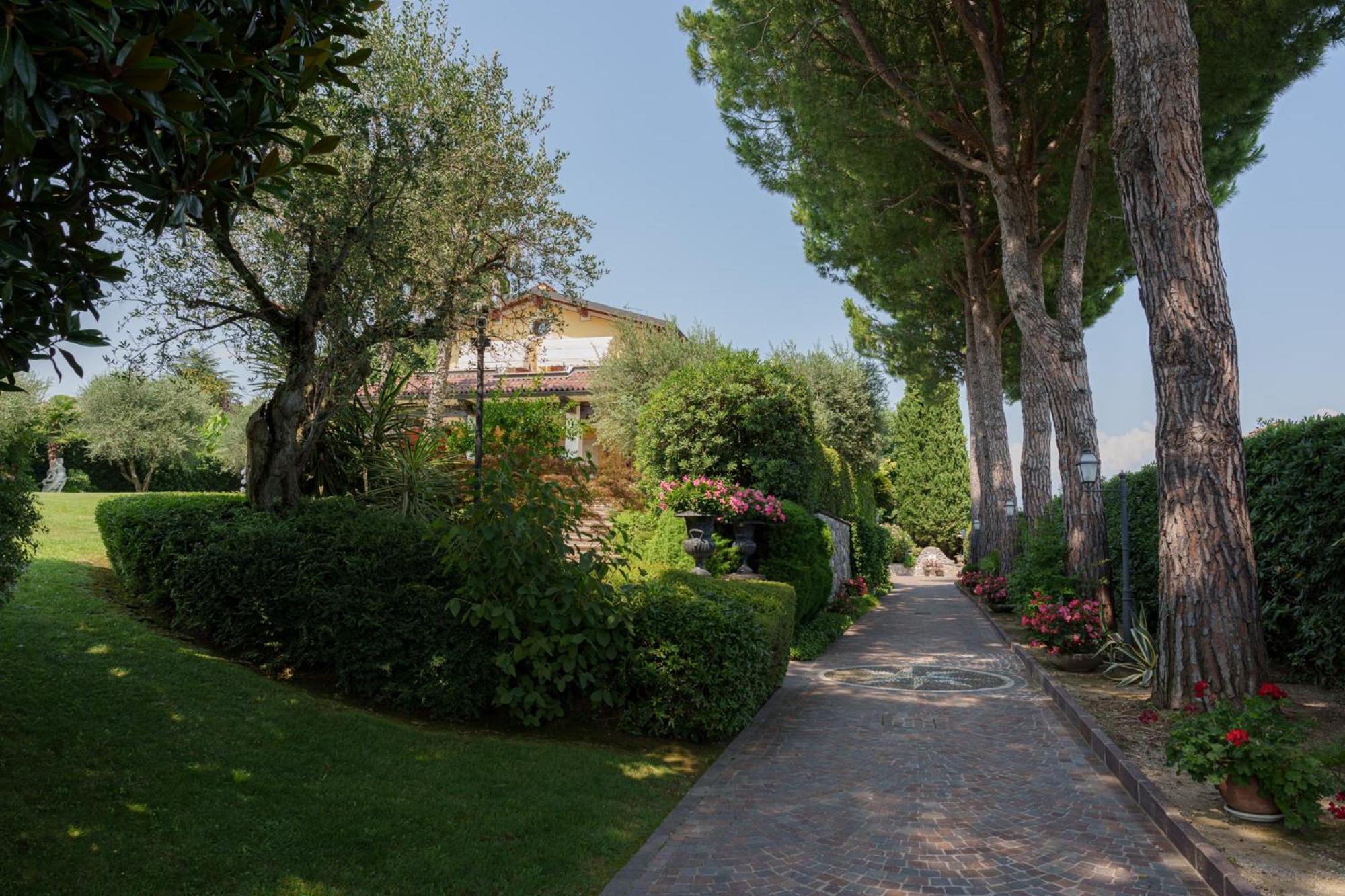 Villa Elena Moniga del Garda Exterior foto